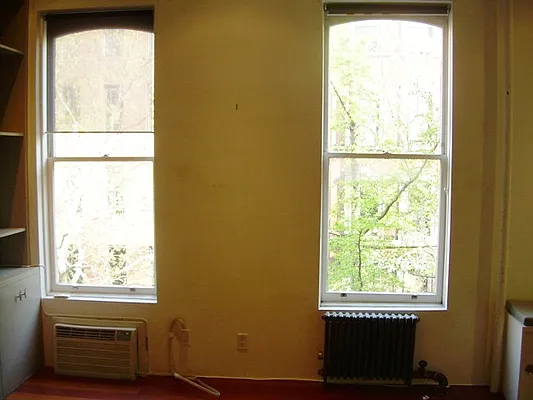 Rented by J & M Realty Services Corp (Management) | media 21