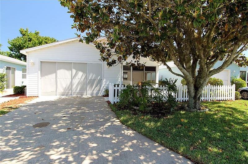 1st image of 233 Montoya Dr
