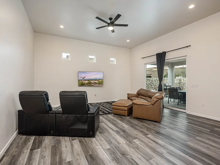 6041 Arosa St — Photo 8