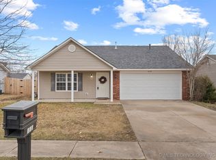 629 N Cummings Ave, Bartlesville, OK 74006