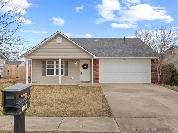 629 N Cummings Ave, Bartlesville, OK 74006