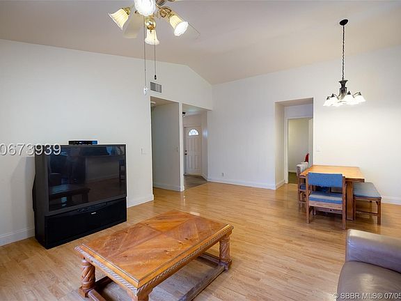 3rd image of 9805 SW 57th St