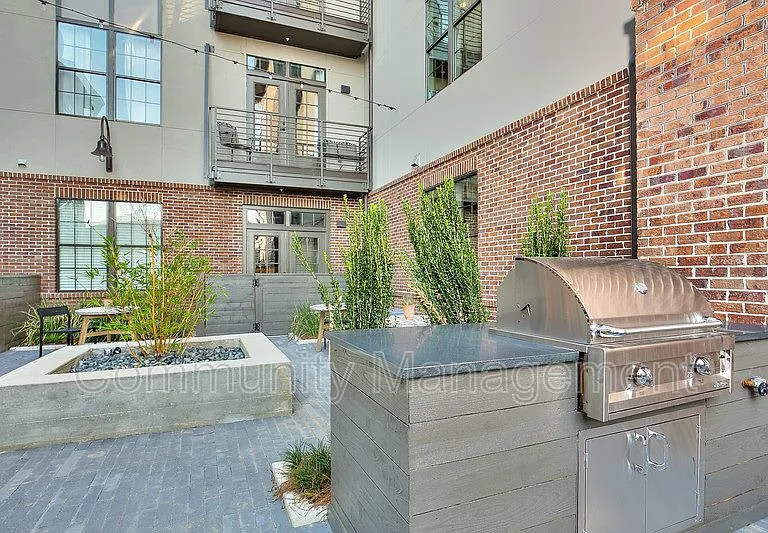 255 E Boyd Dr #111 — Photo 8