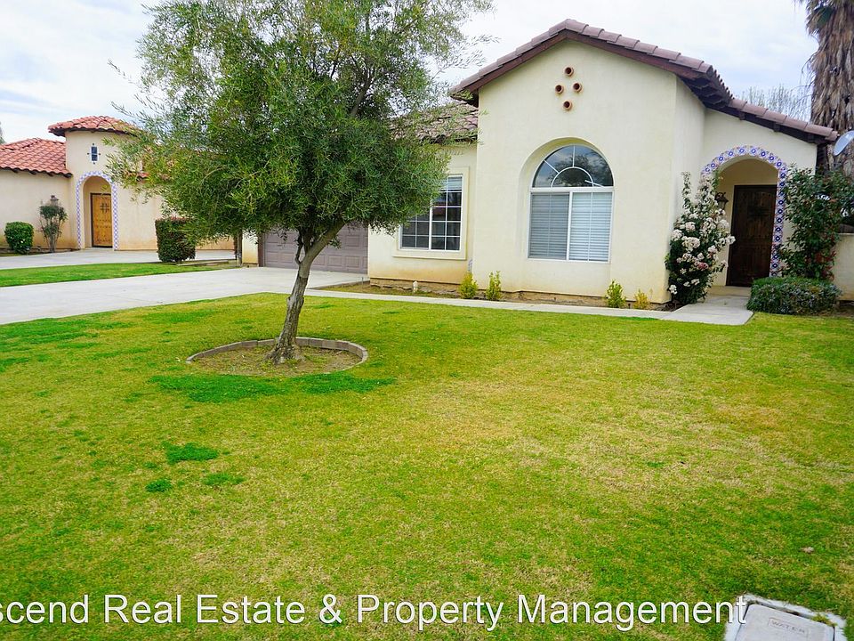 1st image of 205 Villa Elegante Dr