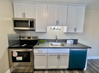 520 Van Buren Ave, Oakland, CA 94610