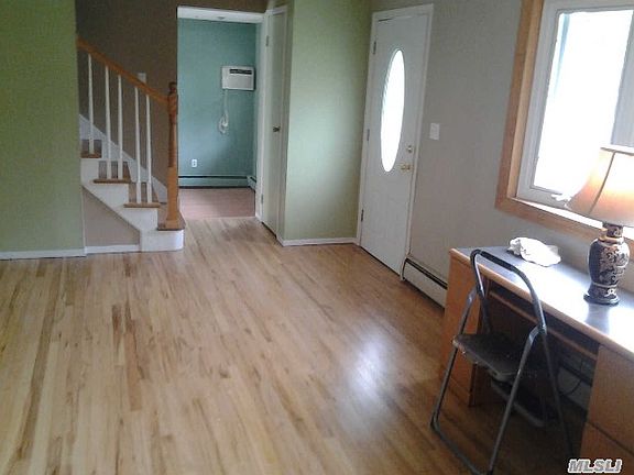 5th image of 15 Pamela Ln