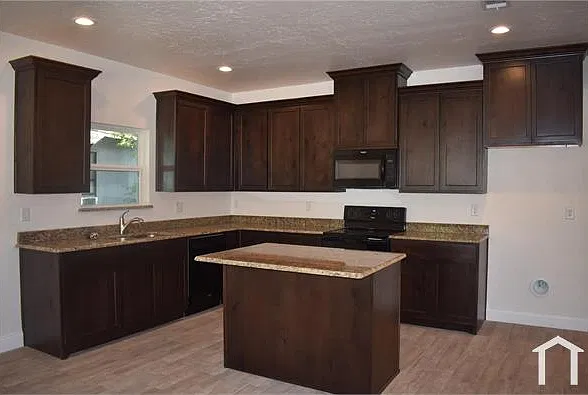 3 bed, 1470 sqft, $1,625 — Photo 4