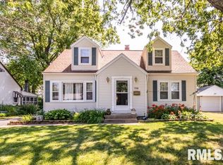 119 Lynn St, Washington, IL 61571