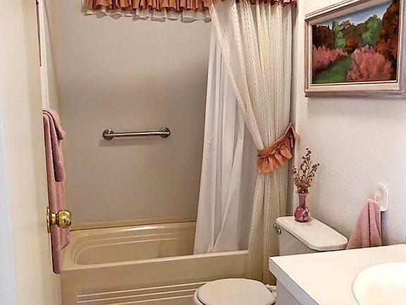 5th image of 5440 San Luis Dr #5440