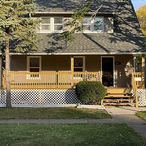 3067 Denver Ave Photo 1