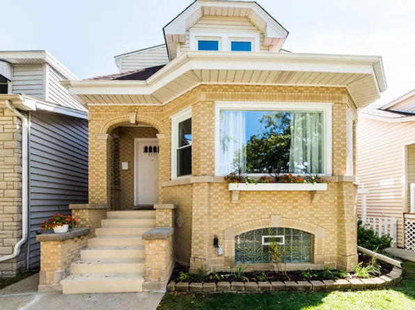 5625 N Menard Ave, Chicago, IL 60646