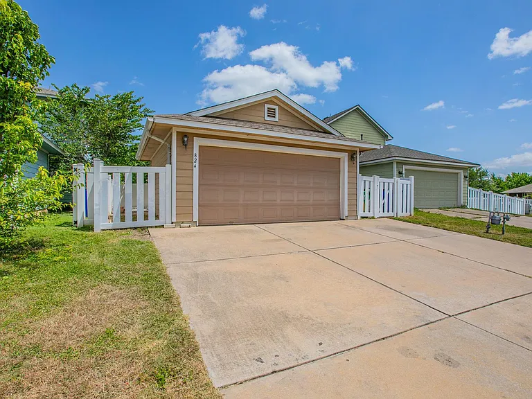 824 Palo Duro Dr — Photo 25