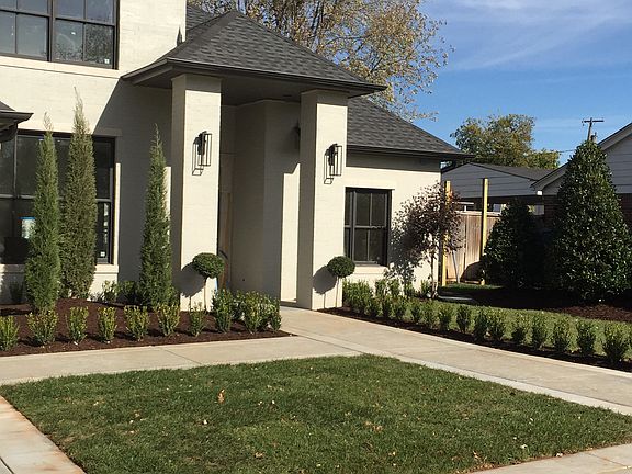 3rd image of 1717 Guilford Ln