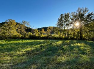 9999 Sweetwater Rd, Berea, KY 40403