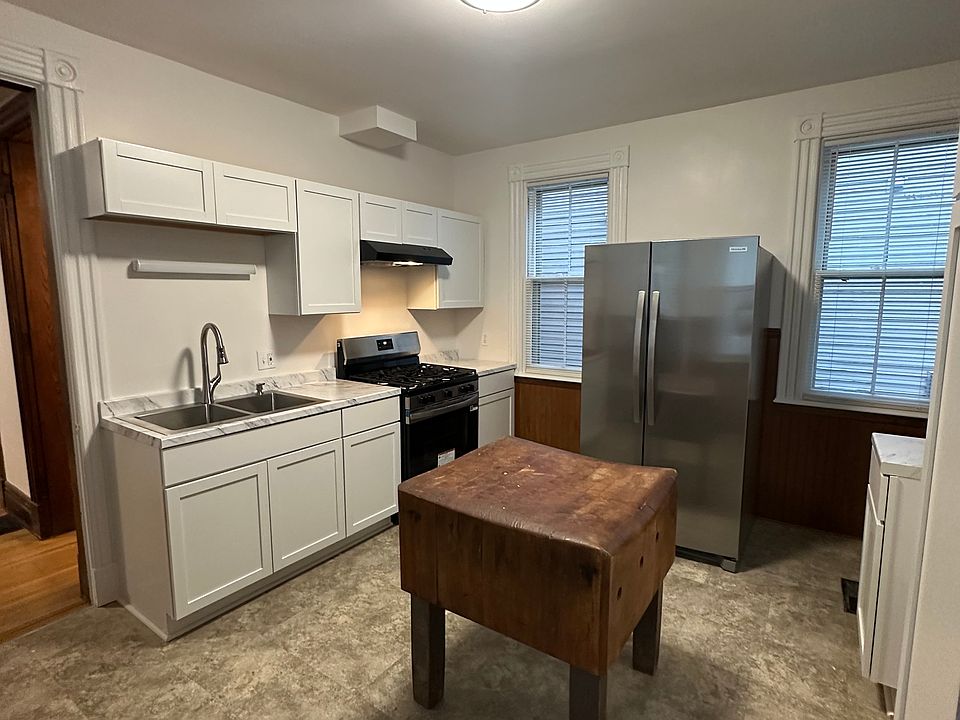 1st image of 485 Meigs St #1