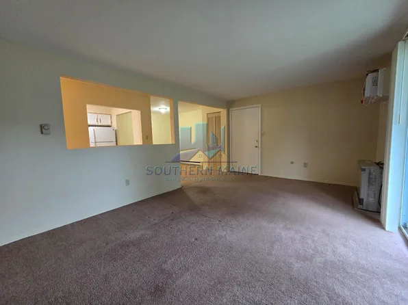 576 Riverside Dr #17, Augusta, ME 04330