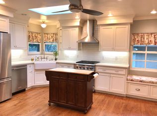 848 Midway Dr, Alpine, CA 91901