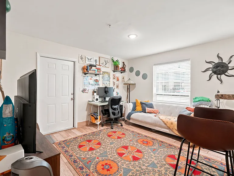 8642 Mallard Reserve Dr #101 — Photo 5