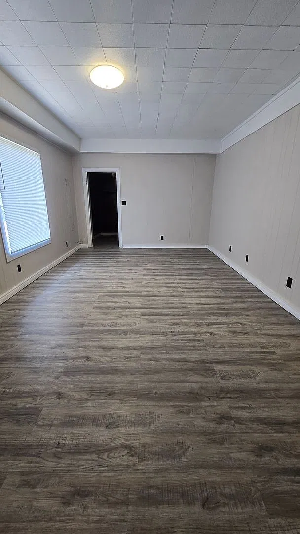 824 Main St — Photo 1