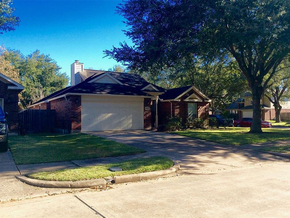 1st image of 8035 Myrtle Ln
