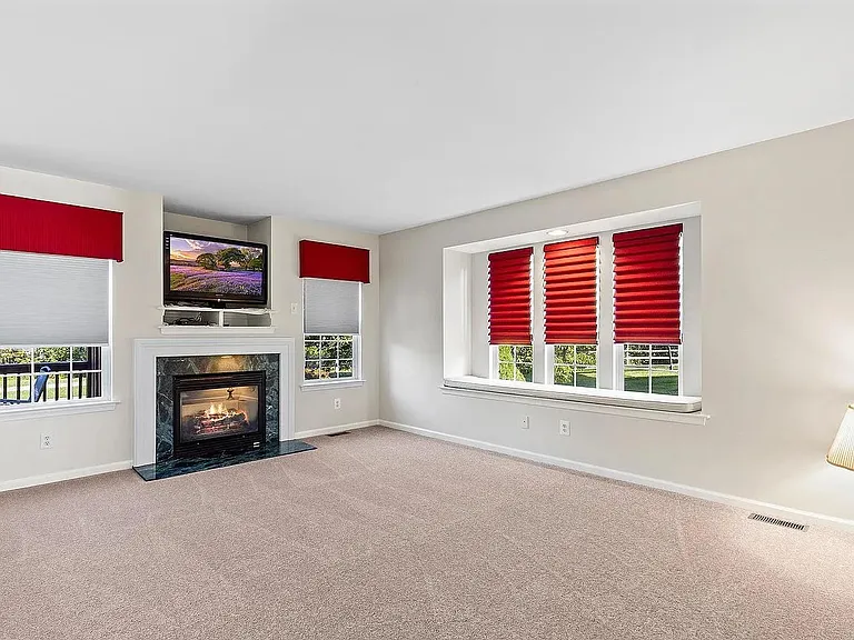 387 Wheatfield Cir — Photo 19