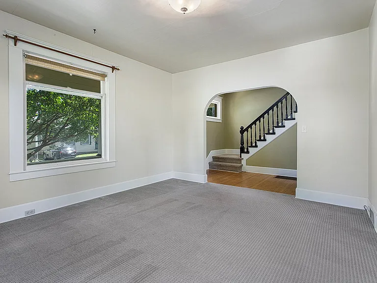 3533 NE Grand Ave #1 — Photo 8