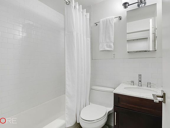5th image of 159 W 85th St APT 4D