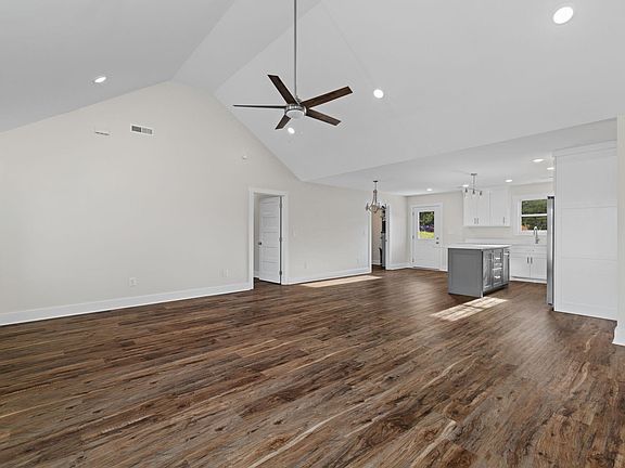 5th image of 10261 County Road 15