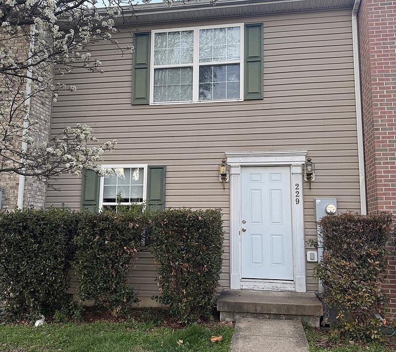 1st image of 229 Surrey Club Ln