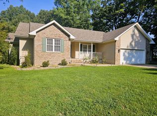 14687 N Lost Lake Ln, Mount Vernon, IL 62864