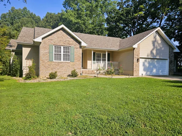 14687 N Lost Lake Ln, Mount Vernon, IL 62864