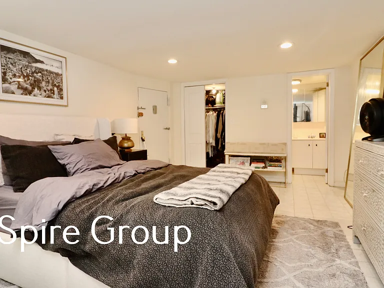 36 W 73rd St #1 — Photo 7