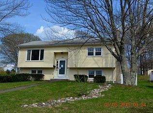 140 Star Ave, Woonsocket, RI 02895