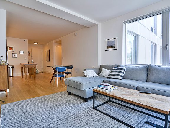 3rd image of 267 Pacific St APT 608
