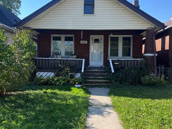 1307 Bruce Ave, Windsor, ON N8X 1X2