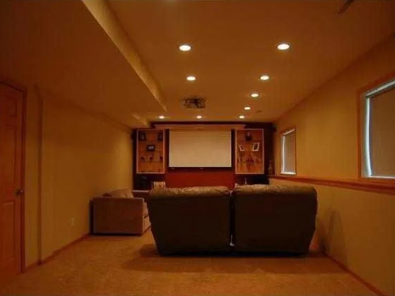 8487 Jonquil Ln N — Photo 11