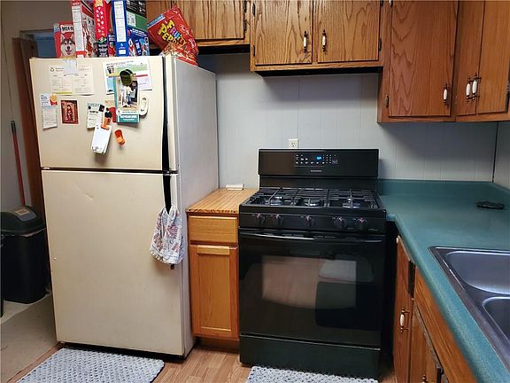 4th image of 81 McKinley St