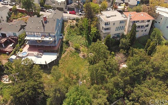 2nd image of 3835 Buena Park Dr
