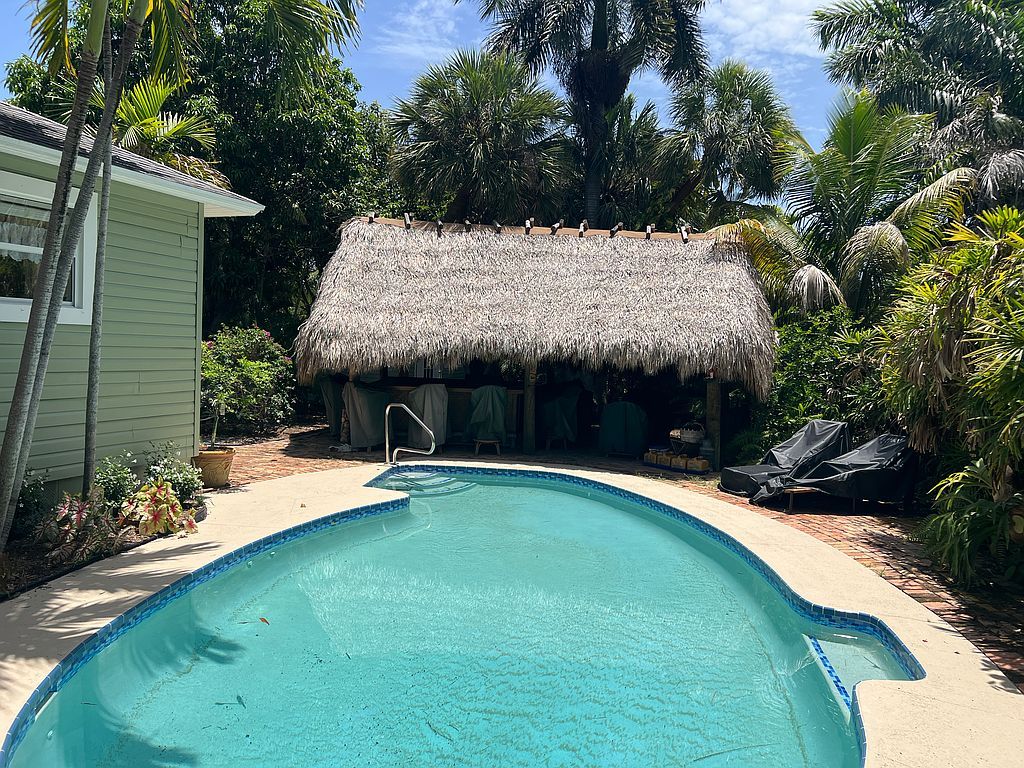 1424 S Palmway - Property Image