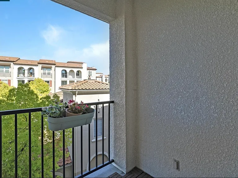 3275 Dublin Blvd #426 — Photo 11