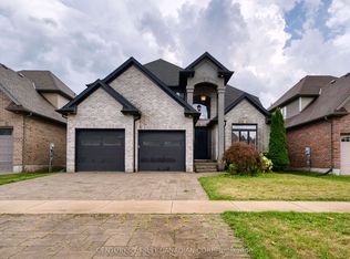 1018 Medway Park Dr, London, ON N6G0E4