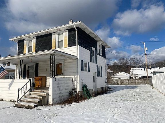2nd image of 615 W Wendell St