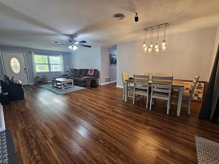 1000 S Lake Dr — Photo 5