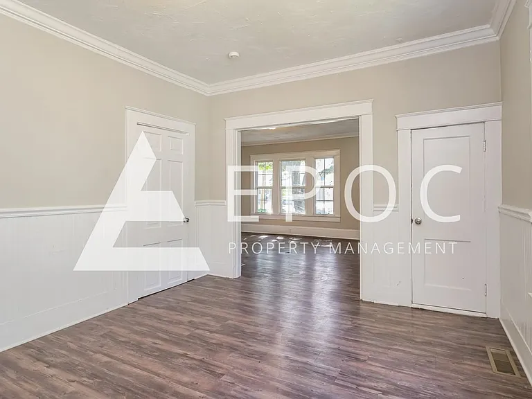 125 E Devonshire St — Photo 6