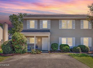 130 Lullwater Dr #A, Wilmington, NC 28403