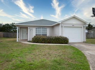 7654 Chablis Cir, Navarre, FL 32566