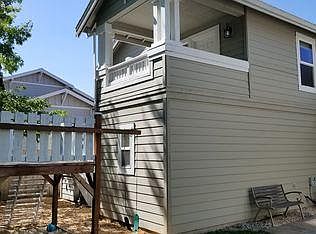 The Corner Carriage House