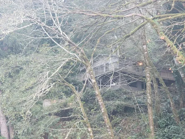 763 N Tenmile Lk, Lakeside, OR 97449