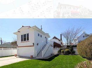 102 S Dorset Ave, Ventnor City, NJ 08406