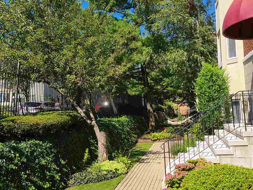 1st image of 308 Saint Michaels Walk #308